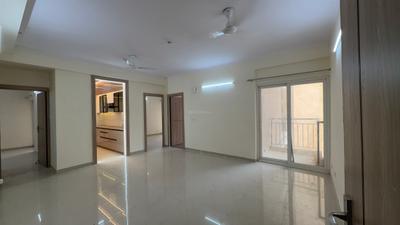 Living Room Image of 1250 Sq.ft 3 BHK Apartment / Flat for rent in Amrapali Verona Heights, Noida Extension Greater Noida for Rs. 21900