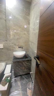 Image of 1440 Sq.ft 3 BHK Builder Floor for sale in Mukherjee Nagar, New Delhi for Rs. 25000000