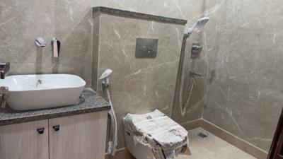 Image of 900 Sq.ft 2 BHK Builder Floor for sale in Kotla Mubarakpur, New Delhi for Rs. 13000000