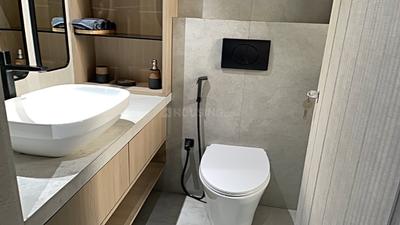 Image of 1350 Sq.ft 3 BHK Apartment / Flat for sale in Hubtown Rising City, Ramabai Ambedkar Nagar, Mumbai for Rs. 27000000