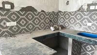 Kitchen Image of 635 Sq.ft 1 BHK Apartment / Flat for sale in Sector 131 Noida for Rs. 5800000