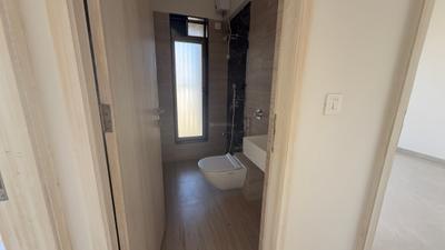 Image of 800 Sq.ft 2 BHK Apartment / Flat for sale in Matunga West, Mumbai for Rs. 46000000
