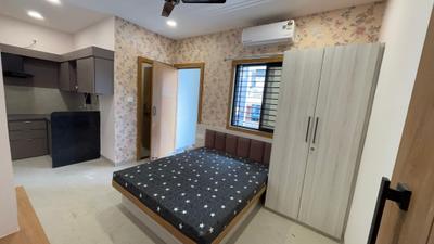 Bedroom Image of 450 Sq.ft 1 RK Builder Floor for rent in Mahalakshmi Nagar Indore for Rs. 13500