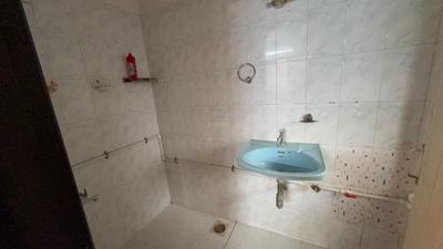 Image of 750 Sq.ft 2 BHK Apartment / Flat for rent in Malad West, Mumbai for Rs. 52000