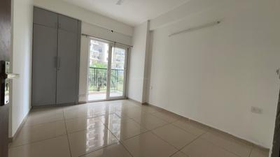 Bedroom Image of 650 Sq.ft 2.5 BHK Apartment / Flat for rent in Gulshan Botnia, Sector 144 Noida for Rs. 35000