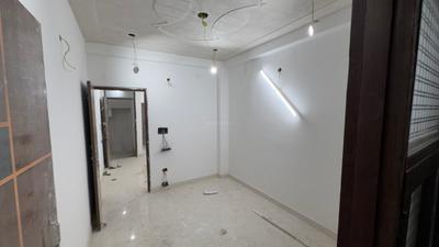 Bedroom Image of 450 Sq.ft 1 BHK Builder Floor for rent in Patparganj New Delhi for Rs. 16000