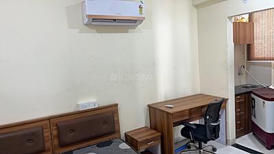 Bedroom Image of 450 Sq.ft 1 RK Independent House for rent in Mahalakshmi Nagar Indore for Rs. 13000