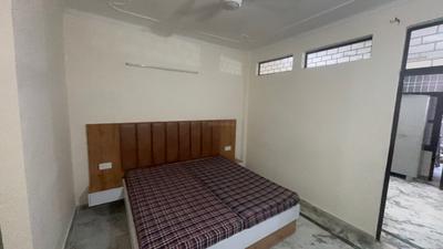 Bedroom Image of 630 Sq.ft 1 BHK Independent House for rent in DLF Phase 3 Gurgaon for Rs. 23000