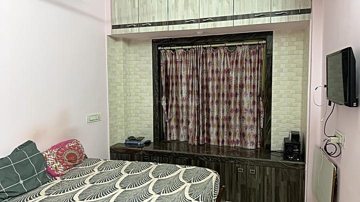 Sion East, Sion Main Image 1