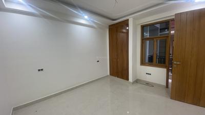 Bedroom Image of 630 Sq.ft 2 BHK Apartment / Flat for sale in Sultanpur New Delhi for Rs. 7000000