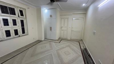 Bedroom Image of 1500 Sq.ft 3 BHK Builder Floor for rent in Rajouri Garden New Delhi for Rs. 50000