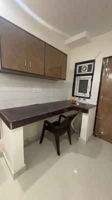 Kitchen Image of 290 Sq.ft 1 RK Independent House for rent in DLF Phase 3 Gurgaon for Rs. 20000