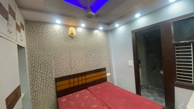 Bedroom Image of 1000 Sq.ft 3 BHK Builder Floor for rent in Dwarka Mor New Delhi for Rs. 28000