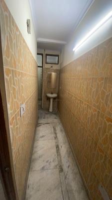 Image of 720 Sq.ft 2 BHK Independent House for rent in Mukherjee Nagar, New Delhi for Rs. 26000