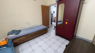 Bedroom Image of 1000 Sq.ft 3 BHK Apartment / Flat for sale in Dhakuria Kolkata for Rs. 4500000
