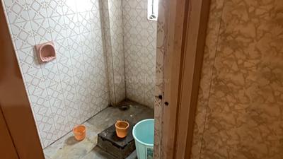 Bathroom Image of 750 Sq.ft 1 BHK Apartment / Flat for rent in Chinchwad Pune for Rs. 17000
