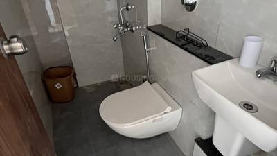 R R Isle Of Life Building B And C Bathroom 2