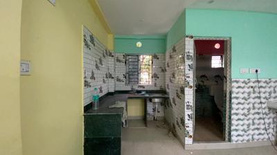 Kitchen Image of 950 Sq.ft 2 BHK Apartment / Flat for sale in Keshtopur Kolkata for Rs. 3300000
