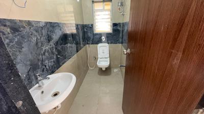 Image of 625 Sq.ft 2 BHK Apartment / Flat for sale in Andheri West, Mumbai for Rs. 22400000