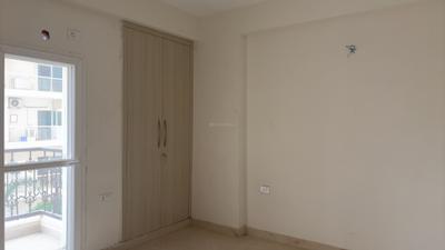 Bedroom Image of 1515 Sq.ft 3 BHK Apartment / Flat for rent in Noida Extension Greater Noida for Rs. 25000