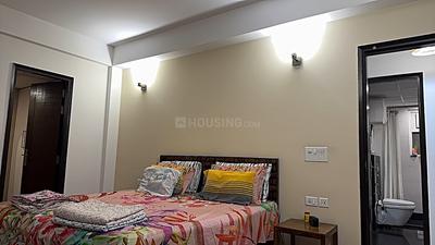 Bedroom Image of 1620 Sq.ft 3 BHK Apartment / Flat for sale in ABA Cleo County, Sector 121 Noida for Rs. 28000000