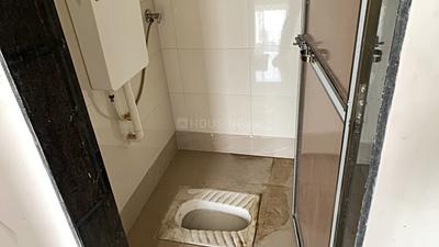Bathroom Image of 550 Sq.ft 1 BHK Apartment / Flat for sale in Laxmi Aangan Mahanadi Krishna And Ganga, Diva Thane for Rs. 3000000