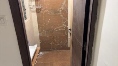 Bathroom Image of 700 Sq.ft 1 BHK Apartment / Flat for sale in Kalyan West Kalyan for Rs. 4351000