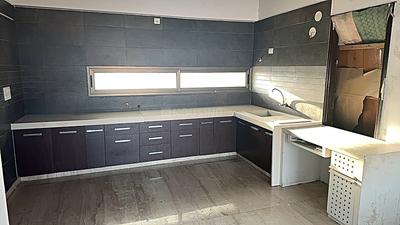 Kitchen Image of 4400 Sq.ft 4 BHK Penthouse for sale in Gurukul Ahmedabad for Rs. 42500000