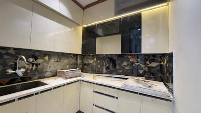 Kitchen Image of 1000 Sq.ft 2 BHK Apartment / Flat for sale in Capital Metro Height, Sector 72 Noida for Rs. 4013728