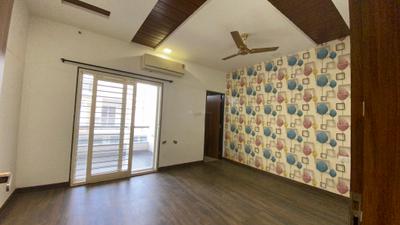 Bedroom Image of 1700 Sq.ft 3 BHK Independent House for rent in Nipania Indore for Rs. 30000