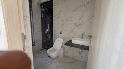 Image of 800 Sq.ft 2 BHK Apartment / Flat for sale in Matunga West, Mumbai for Rs. 46000000