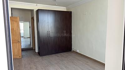 Bedroom Image of 2400 Sq.ft 3.5 BHK Apartment / Flat for sale in Raheja Atlantis, Sector 31 Gurgaon for Rs. 47000000