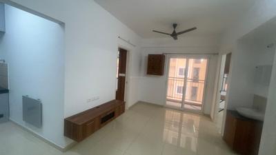 Living Room Image of 918 Sq.ft 3 BHK Apartment / Flat for rent in Urbanrise Revolution One, Padur Chennai for Rs. 28000