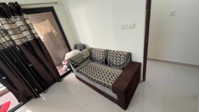 Living Room Image of 1250 Sq.ft 2 BHK Apartment / Flat for rent in Shiv Sharnam Elegance, New Maninagar Ahmedabad for Rs. 16000