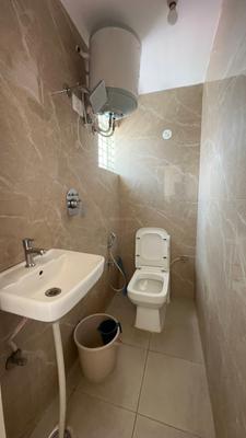 Bathroom Image of 500 Sq.ft 1 BHK Apartment / Flat for rent in S.G. Palya Bengaluru for Rs. 25998