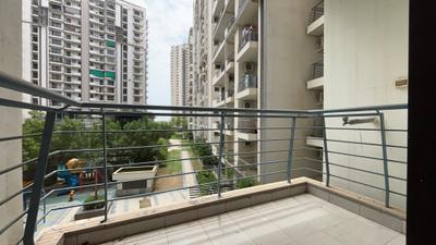 Balcony Image of 1609 Sq.ft 2.5 BHK Apartment / Flat for sale in Godrej Oasis, Sector 88A Gurgaon for Rs. 18600000