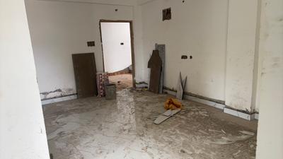 Living Room Image of 1300 Sq.ft 3 BHK Apartment / Flat for sale in Chinar Park Kolkata for Rs. 5200000