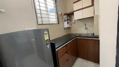 Kitchen Image of 300 Sq.ft 1 RK Apartment / Flat for rent in Scheme No 113 Indore for Rs. 14500