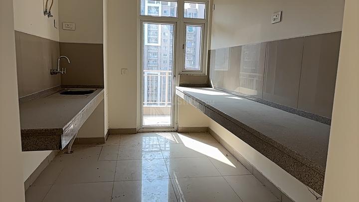 Emaar Palm Gardens Main Image 1