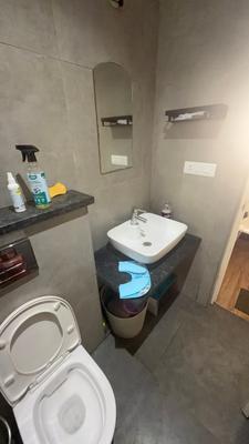 Surbacon Cedar Bathroom Two 4