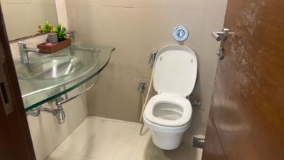 Image of 1150 Sq.ft 2 BHK Apartment / Flat for sale in K Raheja Vistas, Powai, Mumbai for Rs. 28900000