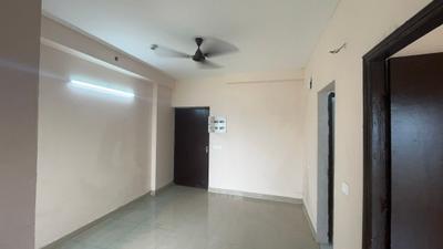 Living Room Image of 600 Sq.ft 1 BHK Apartment / Flat for rent in Amrapali Dream Valley 2, Noida Extension Greater Noida for Rs. 16000