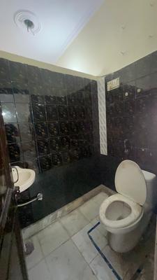 Image of 1800 Sq.ft 4 BHK Apartment / Flat for rent in Surya Nagar, Ghaziabad for Rs. 35000