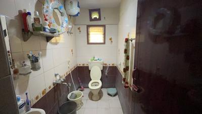 Subha Manglaa Apartment Bathroom One 2