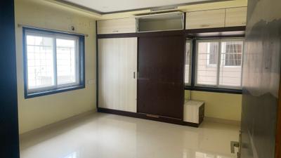 Bedroom Image of 2200 Sq.ft 3 BHK Apartment / Flat for rent in Seethammadhara Visakhapatnam for Rs. 30000