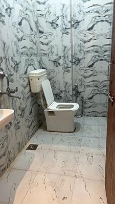 Bathroom Image of 500 Sq.ft 1 RK Apartment / Flat for rent in Mahalakshmi Nagar Indore for Rs. 13000