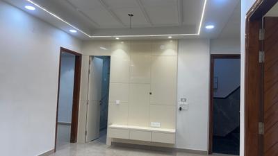 Living Room Image of 1200 Sq.ft 3 BHK Builder Floor for sale in Sector 5 Rohini New Delhi for Rs. 23500000