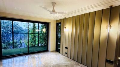 Bedroom Image of 4050 Sq.ft 4 BHK Builder Floor for sale in Model Town New Delhi for Rs. 62500000
