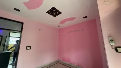 Bedroom Image of 750 Sq.ft 3 BHK Builder Floor for rent in Uttam Nagar New Delhi for Rs. 18000