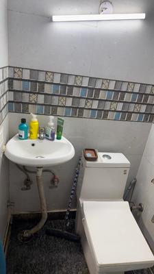 Bathroom Image of 300 Sq.ft 1 RK Builder Floor for rent in Patel Nagar New Delhi for Rs. 13482